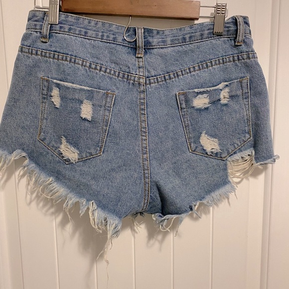 Denim shorts, distressed blue, L - Picture 3 of 5